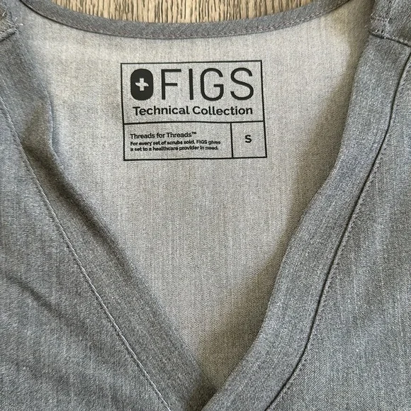 Figs scrub excellent condition - Picture 4 of 5